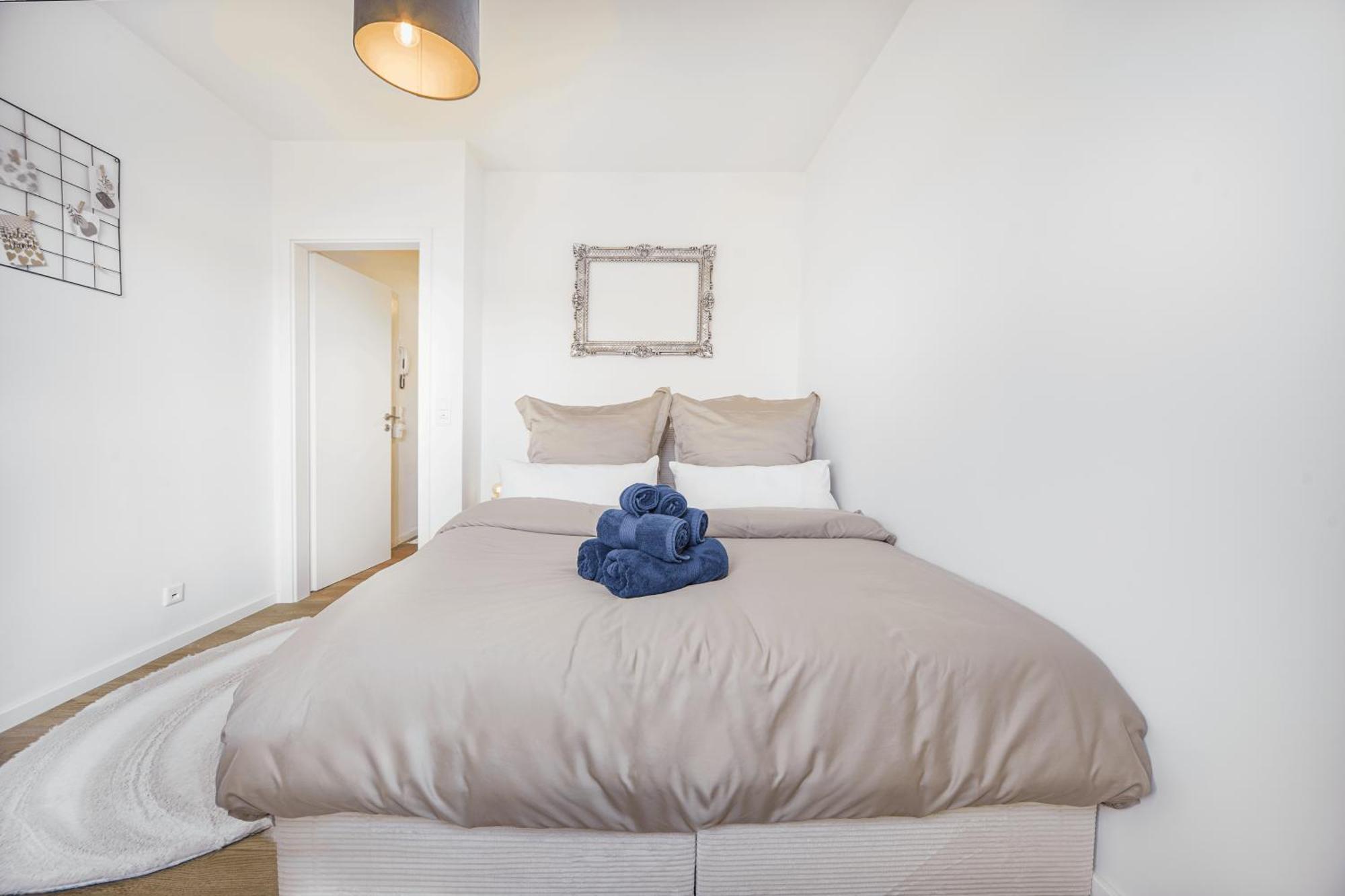 Excellence Deluxe Suite Mit Balkon & Stadtblick - Zentral An Der Messe إسن المظهر الخارجي الصورة