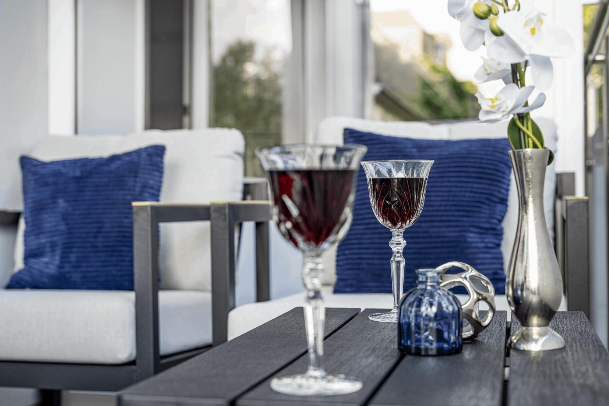 Excellence Deluxe Suite Mit Balkon & Stadtblick - Zentral An Der Messe إسن المظهر الخارجي الصورة